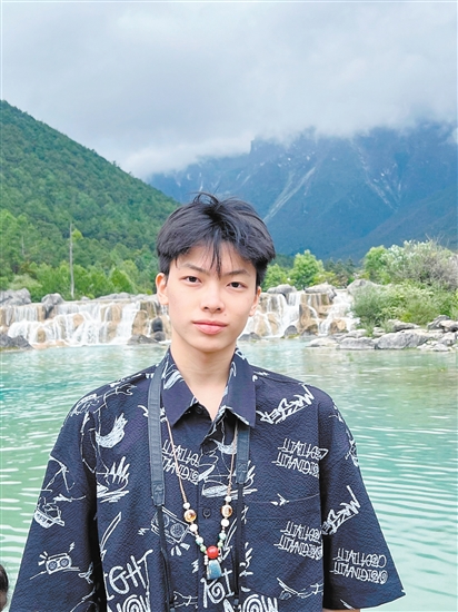 2021届景贤学生区豪燊
