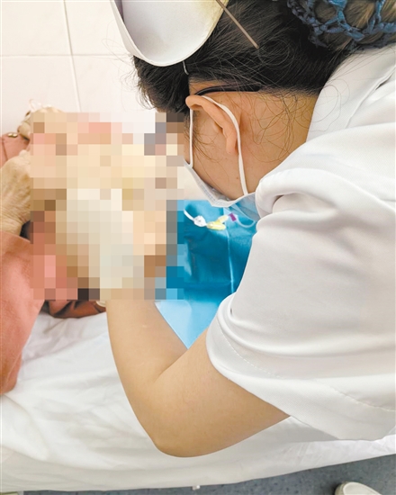 腹膜透析名医护士团队工作室