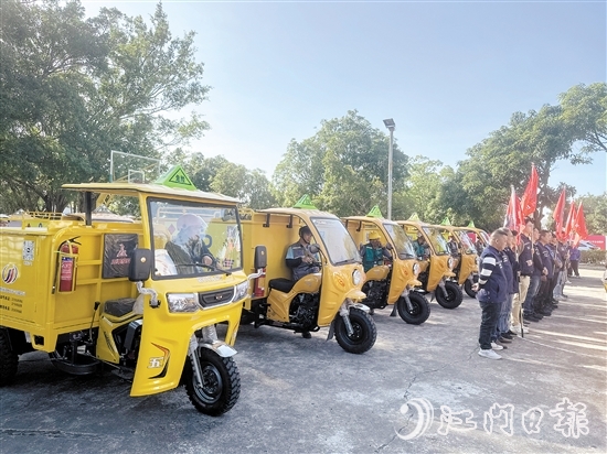 目前，开平全市有67辆“小黄车”投入使用，下一步将继续增加31辆。