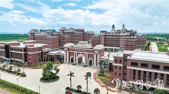 今年，广州华立学院江门校区学生规模超8000人。