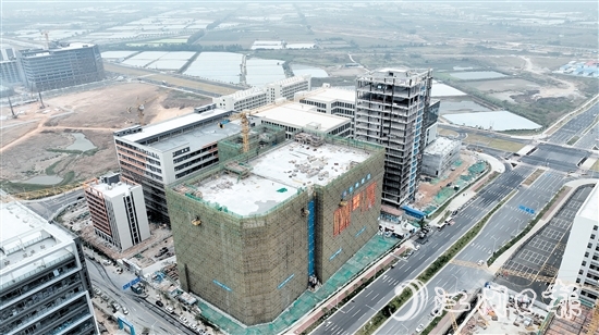 江海区项目动工现场。李万兵