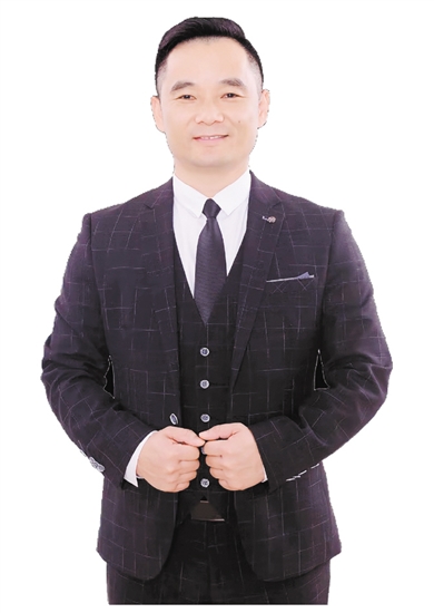 江门市青年创业协会会长、广东小二街便利店