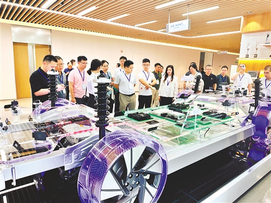 江门将产教融合视为激活创新的源头活水,举办高层次人才研修班(企业经营管理人才专场),进一步激发创新创造活力。 江门将产教融合视为激活创新的源头活水,举办高层次人才研修班(企业经营管理人才专场),进一步激发创新创造活力。