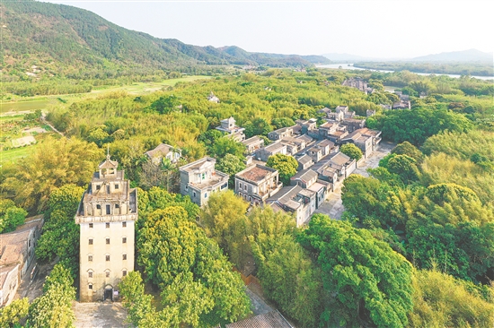 开平碉楼文化旅游区三大景区之一的马降龙景区。