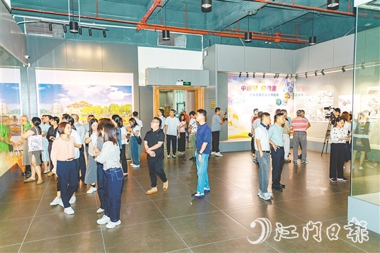 80幅摄影作品生动展现新会工业战线的劳动者的技能风采和精神面貌。