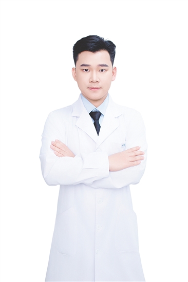 朱英俊 朱英俊