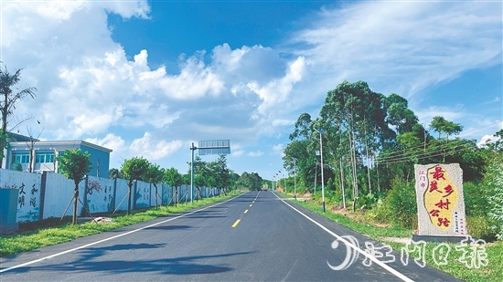 鹤山市精心打造了“绿色康养X524明靖线”等一批美丽农村公路。