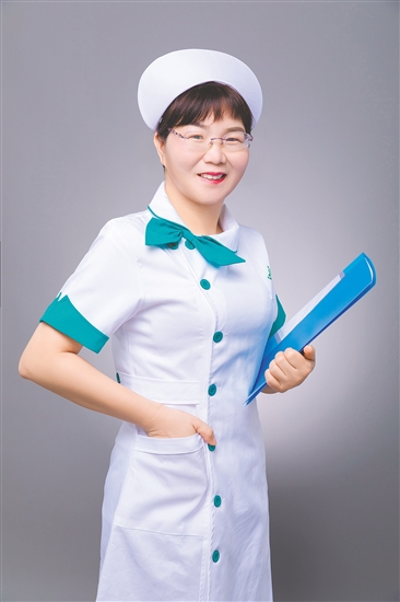 姓名：钟素兰