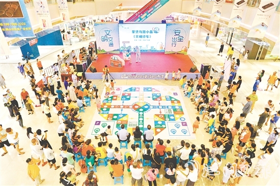 鹤山市有序开展、深化推进全国文明城市创建十大专项整治及十大文明提升行动，全面提升城市精细化管理水平。
