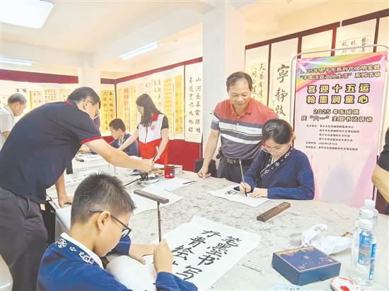 恩平市东成镇新时代文明实践所开展“喜迎十五运