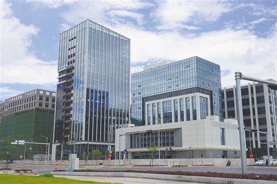 江门市安全应急（政法）智能机器人产业园正加快建设，未来这里将重点发展与安全应急、政法相关的智能机器人产业。何榕