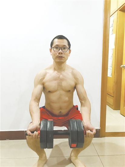 运动已成为冯嘉威雷打不动的日常。