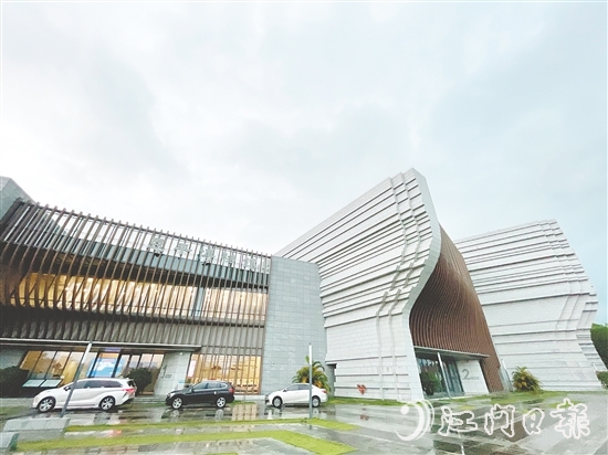 恩平市博物馆和图书馆成为市民文化生活主阵地。