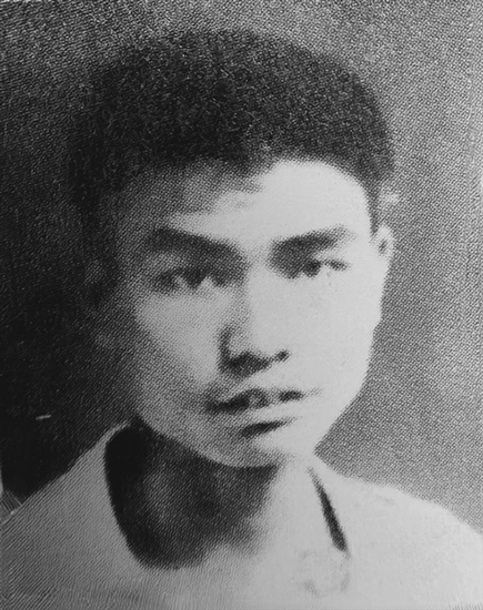 黄根。