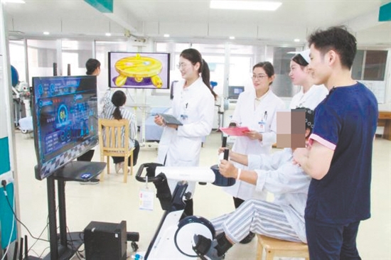 康复医学科用康复之钥为生命解锁尊严。