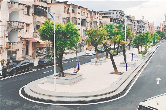 自2021年起，台城街道稳步推进27个老旧小区升级改造。图为改造后的平湖路小区。
