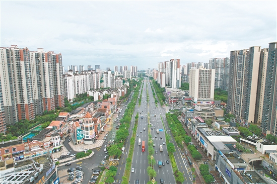 江侨路的蝶变，与江门楼市的腾飞密切相关。