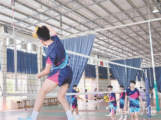 排球运动学校不断为各级球队输送“新鲜血液”。