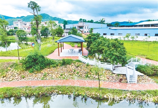 址山镇云东村好人公园。 址山镇云东村好人公园。