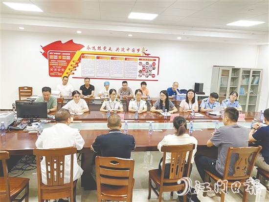 台山市医保局、卫健局、市监局开展“双随机”部门联合检查工作。