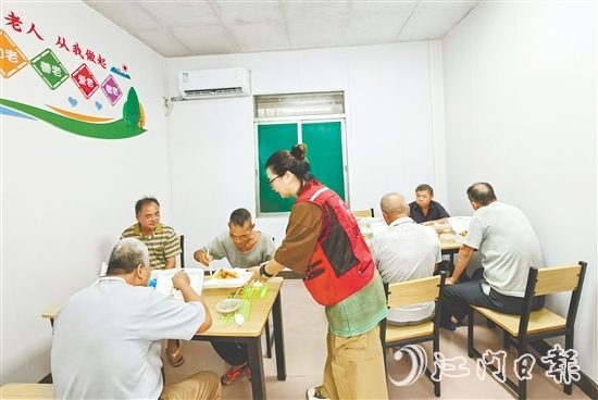 台山30家长者饭堂及助餐点实现有效运营。 台山30家长者饭堂及助餐点实现有效运营。