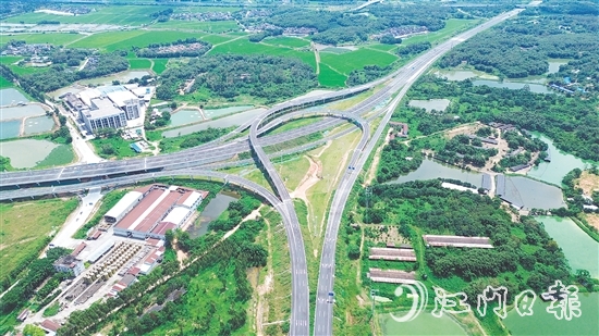 台山至开平快速路的建成通车，将进一步加强台山市与开平市的交通联系，助推沿线农文旅融合发展。