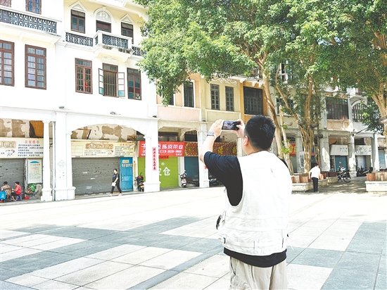 深圳旅拍团用手机定格江门的美。
