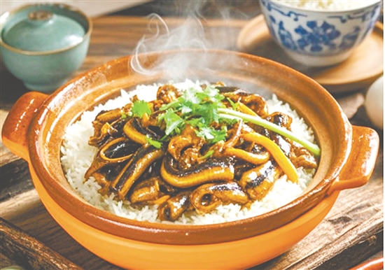 用台山大米制作的煲仔饭别有一番风味。