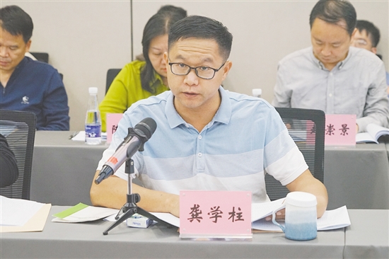 市人大代表、江门市文旅交通投资集团经营部经理龚学柱 市人大代表、江门市文旅交通投资集团经营部经理龚学柱