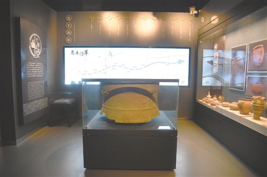 恩平市博物馆的镇馆之宝——恩平大帽鼓铜鼓。