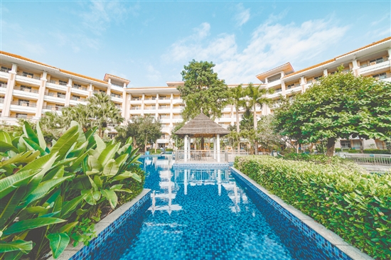 冬日,在一池温泉中洗去疲惫。 冬日,在一池温泉中洗去疲惫。