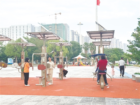 此次升级改造重点优化了健身器材的实用性，提高了智能化水平。