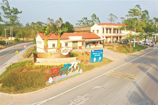 抓住承办十五运会赛事契机，恩平市对通往赛场的“迎宾大道”进行了系统性改造，打造乡村美景。