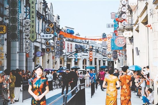 赤坎华侨古镇演艺新空间系列演出深度挖掘华侨文化、红色文化、岭南非遗等本土IP。