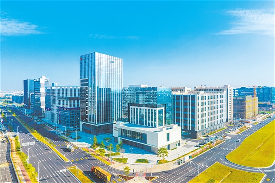 江门市安全应急智能机器人产业园将成为推动江海区安全应急产业高质量发展的“智造新引擎”。彭伟宗