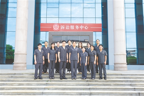 恩平市人民法院立案庭（诉讼服务中心）深耕社会治理、多元解纷、分调裁审、立案服务、涉诉信访等五大工作。创新开展“法＋N”多元解纷模式，创建“邑侨邑路”多元解纷品牌，为恩平经济社会发展贡献法治力量。