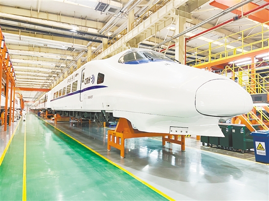 中车(广东)轨道交通车辆有限公司生产车间。 中车(广东)轨道交通车辆有限公司生产车间。