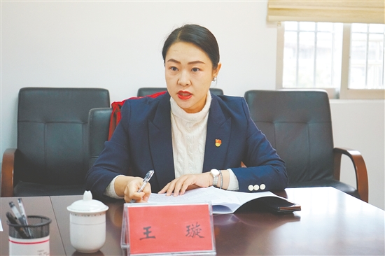 五邑大学科技处副处长、副教授王璇