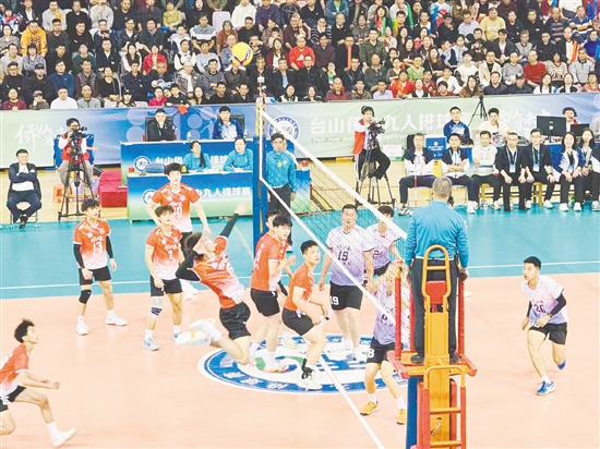 小小排球化作连心纽带，既串联起海内外同胞的桑梓深情，也绽放出基层体育的蓬勃活力，生动诠释侨乡奋进精神。