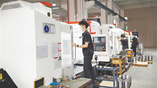 优比特公司恩平项目技术密集，产出很高。