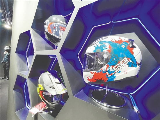 鹏程头盔卖到了全世界100多个国家和地区。 鹏程头盔卖到了全世界100多个国家和地区。