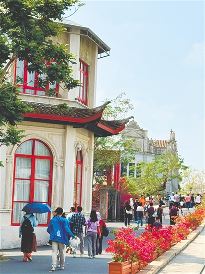 赤坎华侨古镇推出专属优惠。