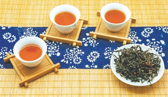 鹤山红茶清香甘醇。