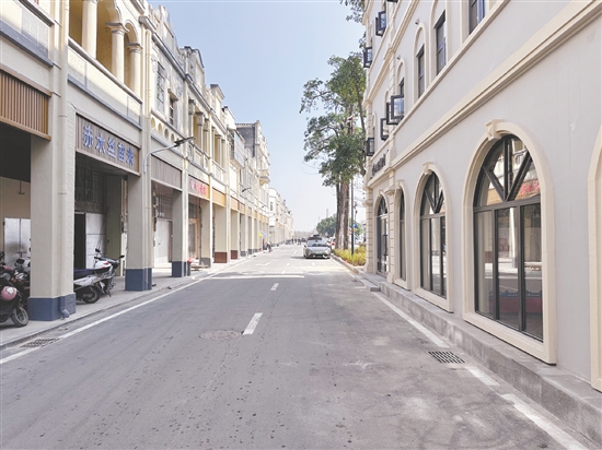 修缮后的骑楼古街。