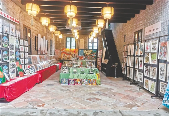 本次展览展出睦洲学子的多件作品。