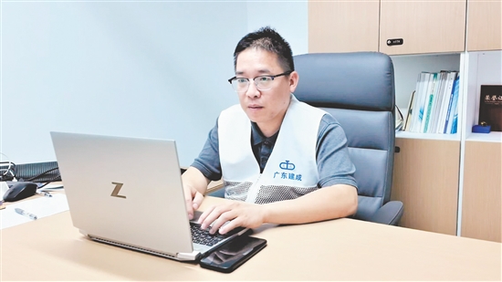 甄沛权坚信创新是企业立足之本。
