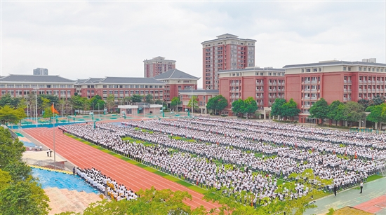 江门广雅学校。