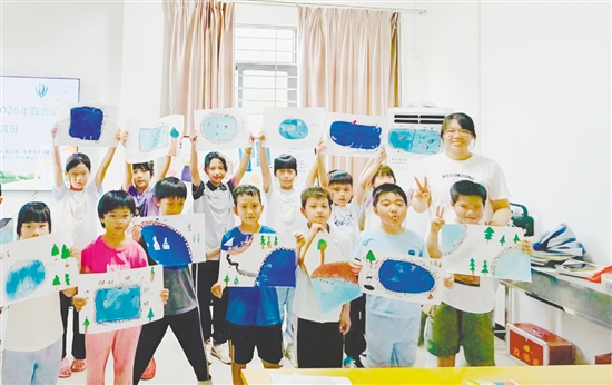 30名少年儿童在艺术熏陶中收获成长。