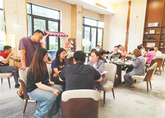 利好政策吸引购房者“进场”。