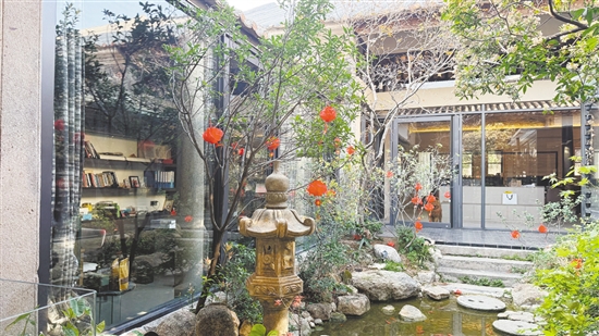 云上共造创意设计有限公司改造老祠堂作为工作室。